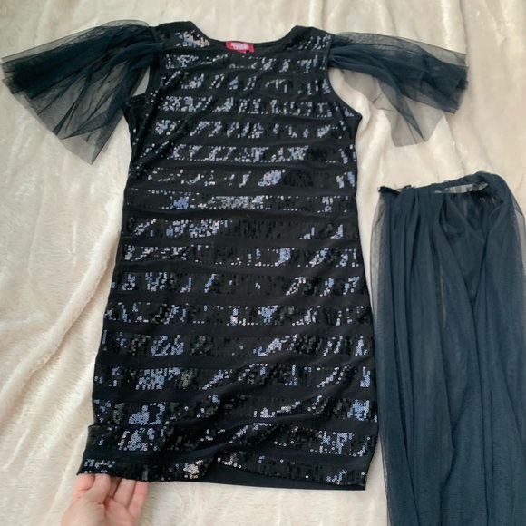 Elegant fancy dress 2 in 1. with a tulle skirt (zip at back waist). Color: black - Picture 3 of 12